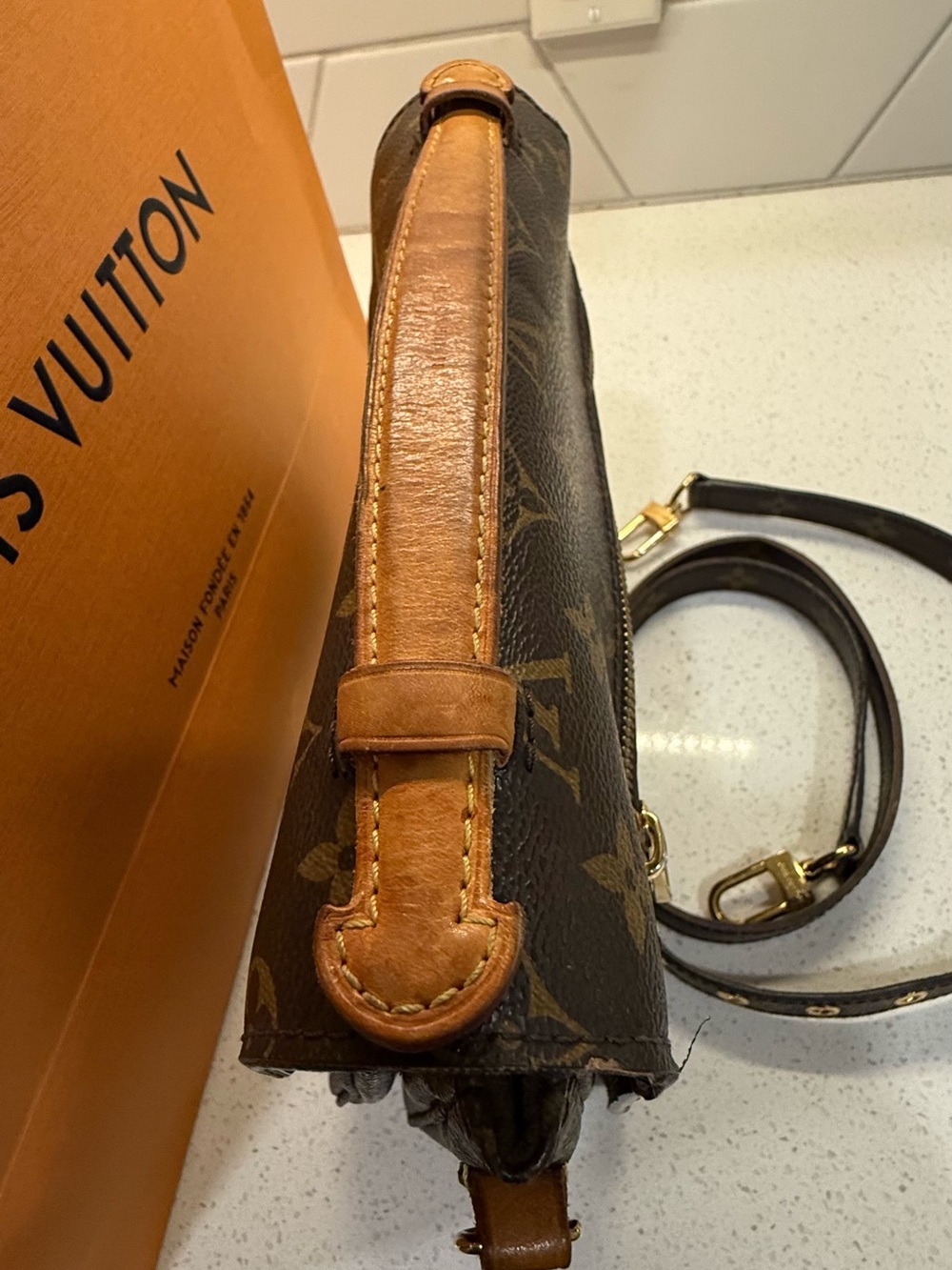 Louis Vuitton Brown Monogram Canvas Pochette Metis-Style Crossbody - Picture 4 of 16